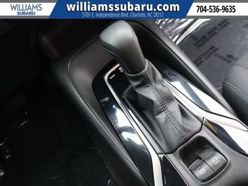 Used 2021 Toyota Corolla SE w/ SE Premium Package FWD image 39