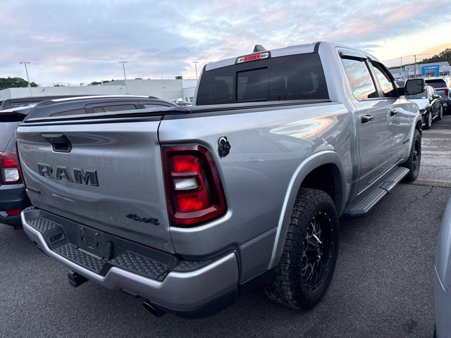 Used 2025 RAM 1500 Big Horn AWD/4WD image 3