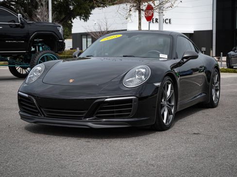 Used 2018 Porsche 911 Carrera T image 5