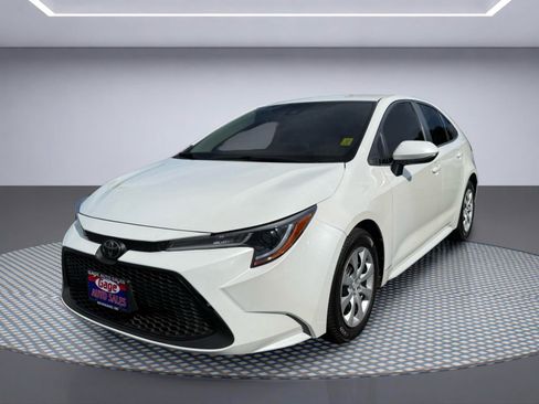 Used 2020 Toyota Corolla LE w/ Carpet Mat Package (TMS) FWD image 2