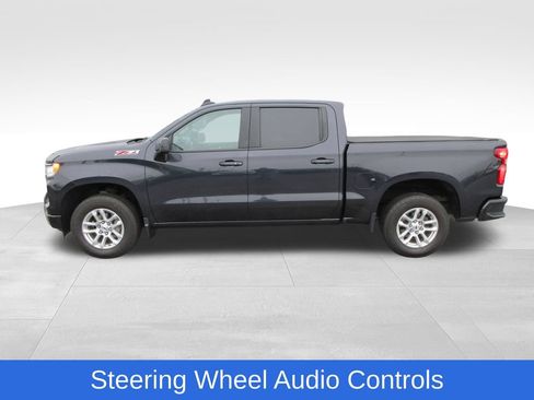 Certified 2022 Chevrolet Silverado 1500 RST AWD/4WD image 2