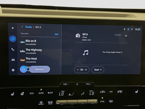 Used 2024 Toyota bZ4X XLE w/ Weather Package image 21