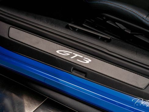 Used 2025 Porsche 911 GT3 image 29