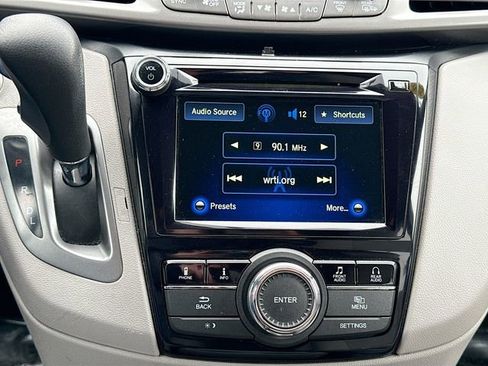 Used 2016 Honda Odyssey SE image 14