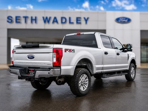 Used 2018 Ford F250 XLT w/ XLT Value Package AWD/4WD image 7