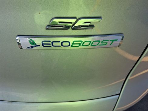 Used 2015 Ford Escape SE FWD image 6
