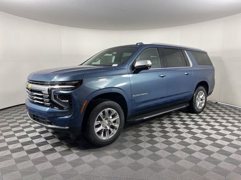 New 2026 Chevrolet Suburban Premier AWD/4WD image 2