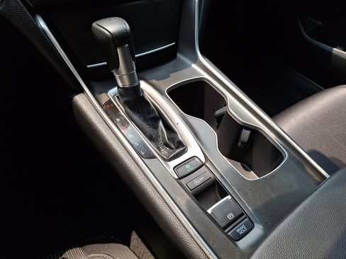 Used 2021 Honda Accord LX image 15