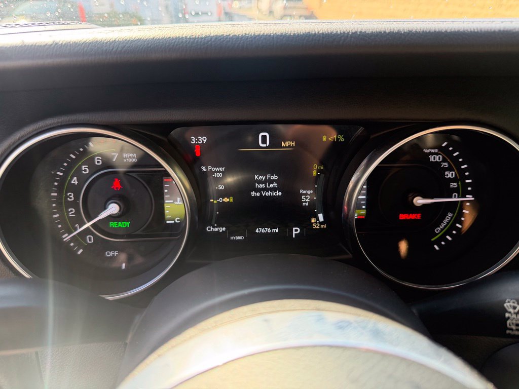 Used 2023 Jeep Wrangler Unlimited Sahara w/ Cold Weather Group AWD/4WD image 22
