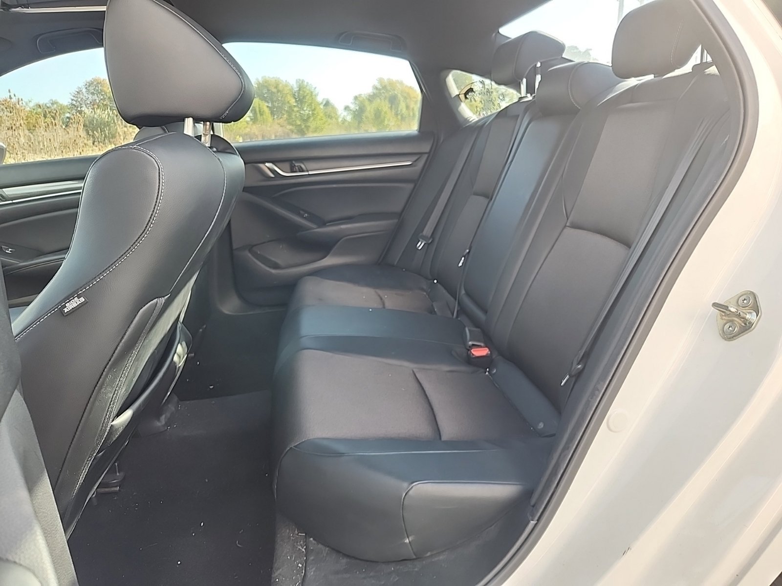 Used 2018 Honda Accord Sport image 17