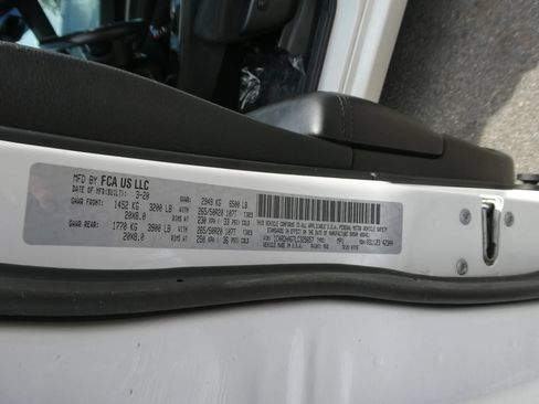 Used 2020 Dodge Durango SXT RWD image 10