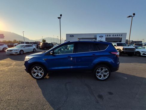 Used 2018 Ford Escape Titanium w/ Ford Safe & Smart Package AWD/4WD image 9