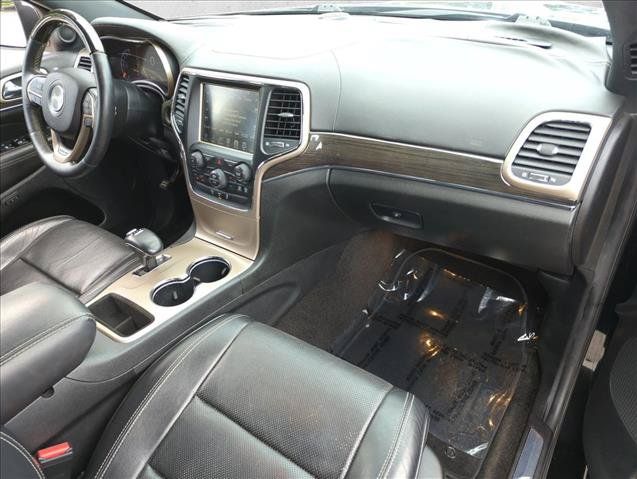 Used 2015 Jeep Grand Cherokee Overland RWD image 22
