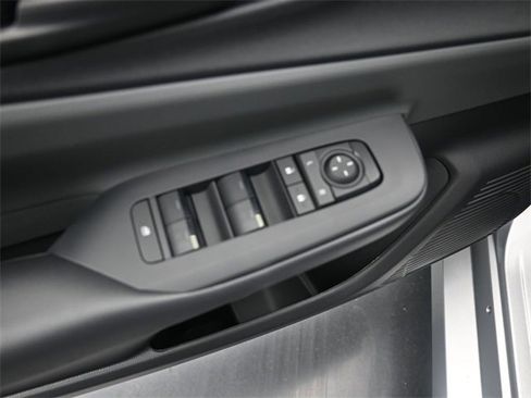 New 2026 Toyota Prius LE image 13