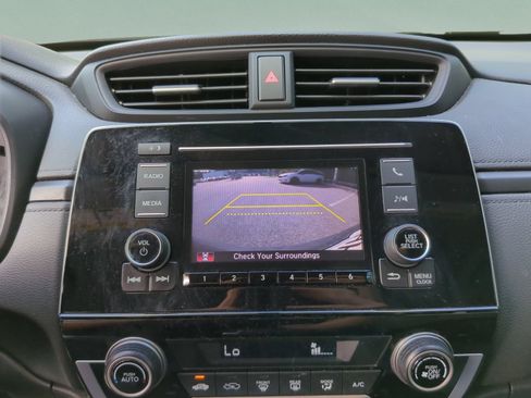 Used 2018 Honda CR-V LX image 24