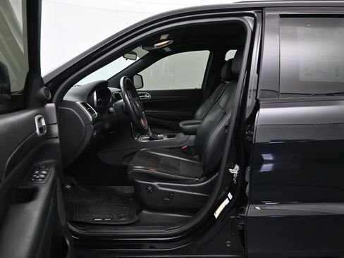 Used 2021 Jeep Grand Cherokee Laredo X AWD/4WD image 22