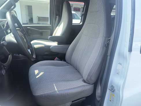 Used 2019 Chevrolet Express 3500 LT w/ LT Preferred Equipment Group RWD image 14