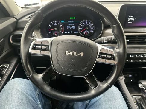 Used 2022 Kia Telluride SX w/ Towing Package AWD/4WD image 12
