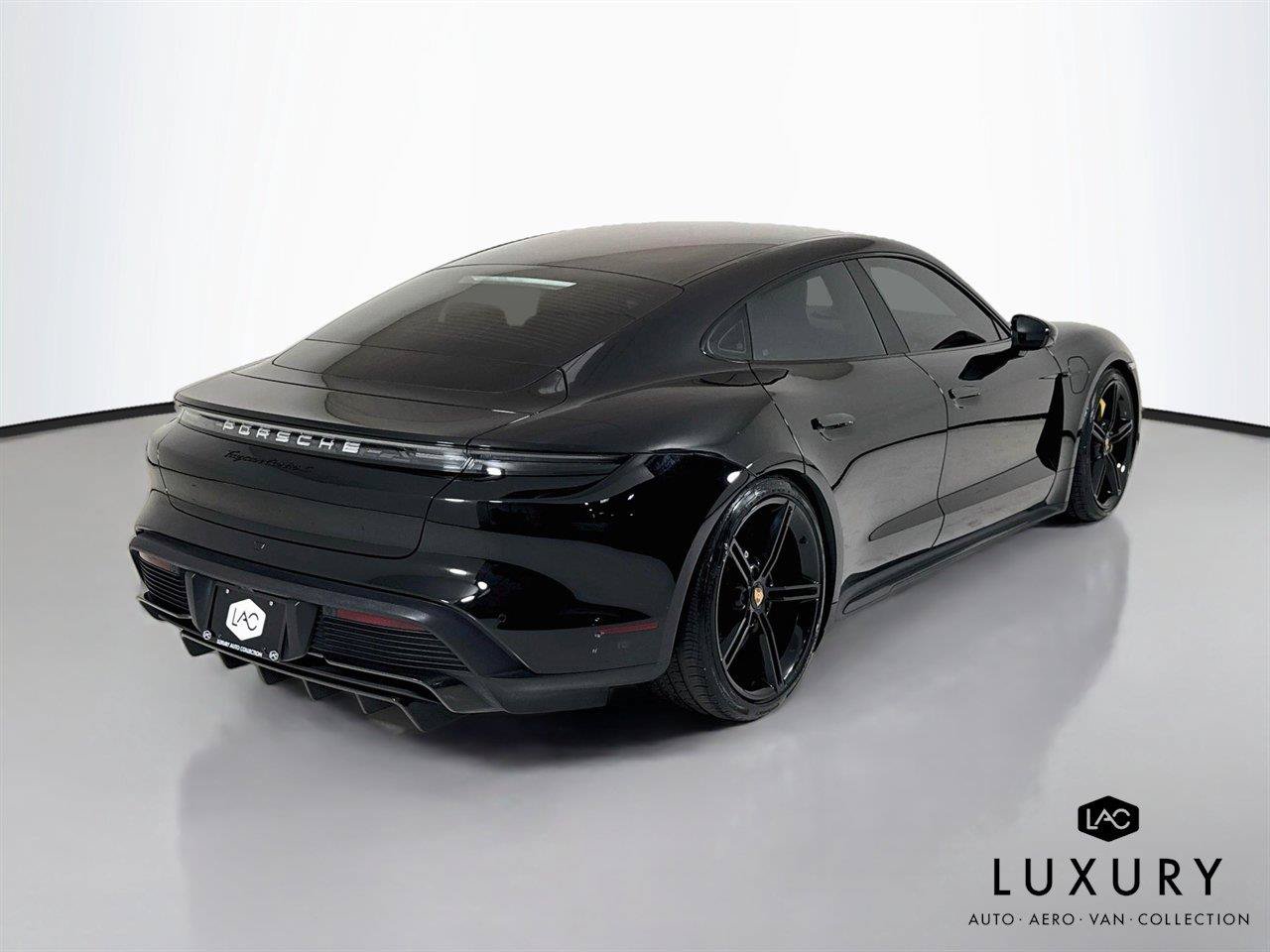 Used 2021 Porsche Taycan Turbo S w/ Premium Package AWD/4WD image 5