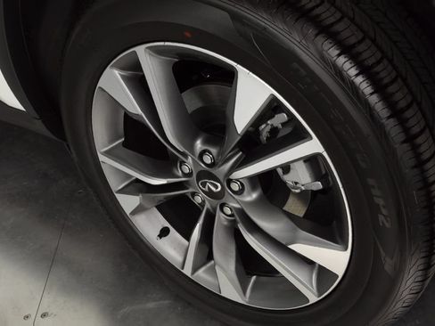 Used 2024 INFINITI QX60 Luxe AWD/4WD image 9