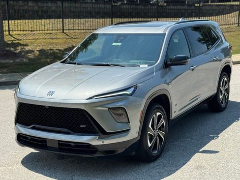 New 2025 Buick Enclave Sport Touring w/ Super Cruise Package image 9