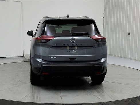 New 2026 Nissan Rogue SV image 6