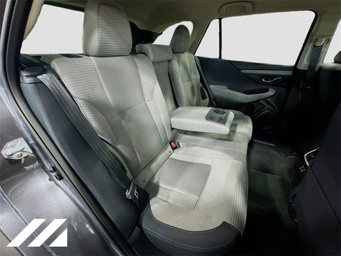 Used 2025 Subaru Outback Premium image 30