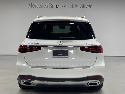 Used 2026 Mercedes-Benz GLS 450 4MATIC image 4