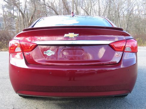 Used 2016 Chevrolet Impala LT w/ Convenience Package image 7