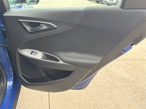 Used 2023 Chevrolet Malibu LT image 14