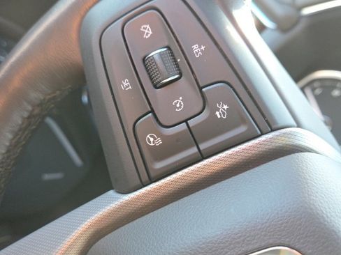 Used 2021 GMC Yukon XL Denali w/ Denali Premium Package image 33