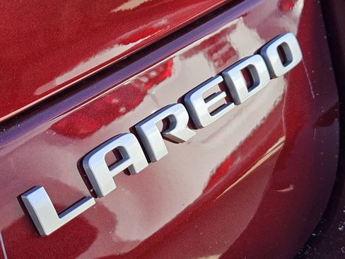 New 2026 Jeep Grand Cherokee Laredo image 13