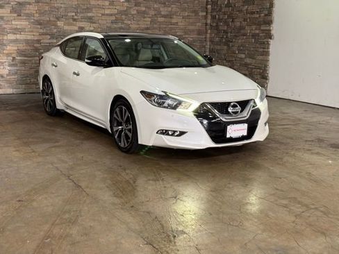 Used 2017 Nissan Maxima 3.5 SL image 3