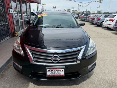 Used 2014 Nissan Altima 2.5 S FWD image 3
