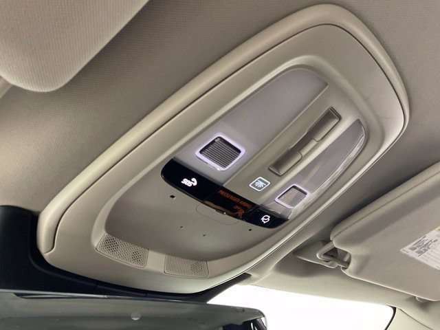 Certified 2025 Volvo XC90 B5 Plus w/ Protection Package AWD/4WD image 23