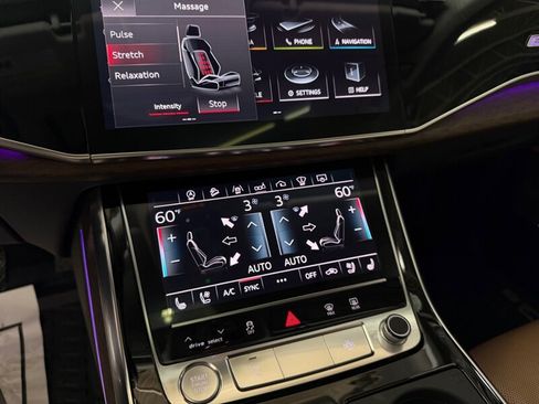 Used 2019 Audi Q8 Prestige w/ Luxury Package AWD/4WD image 45