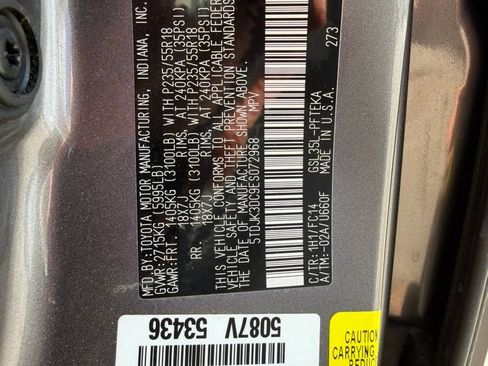 Used 2014 Toyota Sienna LE AWD/4WD image 24