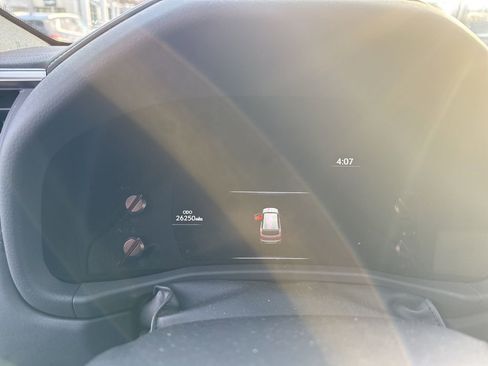 Used 2024 Lexus LX 600 F Sport image 14