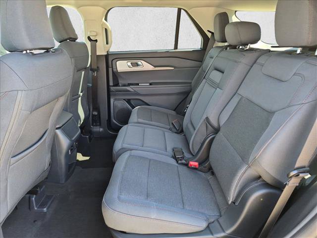 New 2026 Ford Explorer Active RWD image 16
