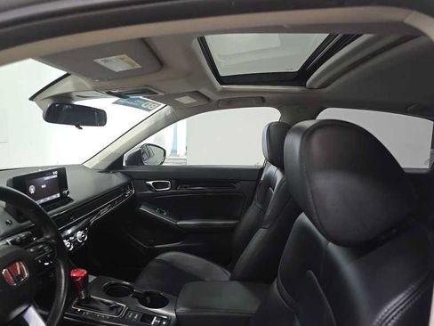 Used 2024 Honda Civic EX-L image 8