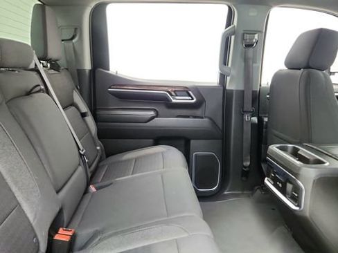 Used 2022 GMC Sierra 1500 Elevation w/ X31 Off-Road Package AWD/4WD image 26