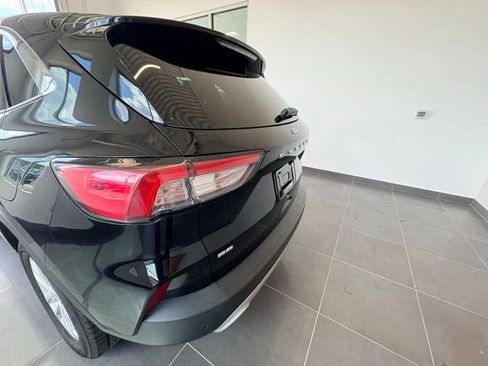 Used 2021 Ford Escape SE AWD/4WD image 4