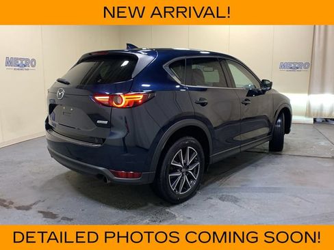 Used 2017 MAZDA CX-5 Grand Touring w/ Premium Package AWD/4WD image 3