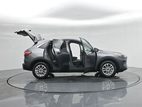 Certified 2022 Ford Escape SE w/ Convenience Package image 5
