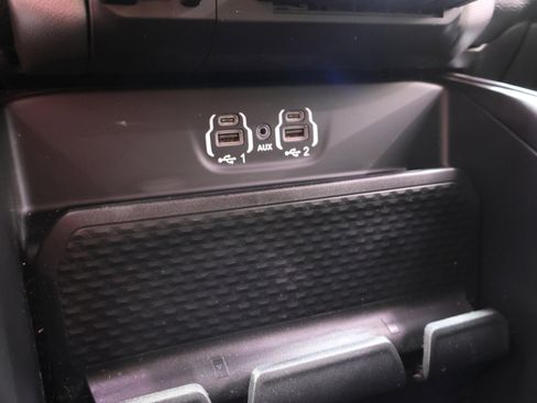 Used 2022 RAM 2500 Big Horn w/ Night Edition AWD/4WD image 45