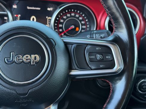 Used 2022 Jeep Gladiator Rubicon w/ Cold Weather Group image 24