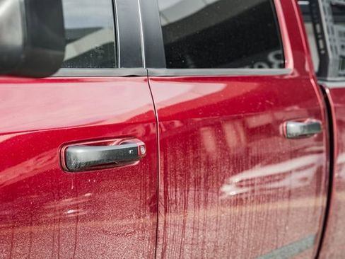 Used 2016 RAM 1500 Laramie image 17