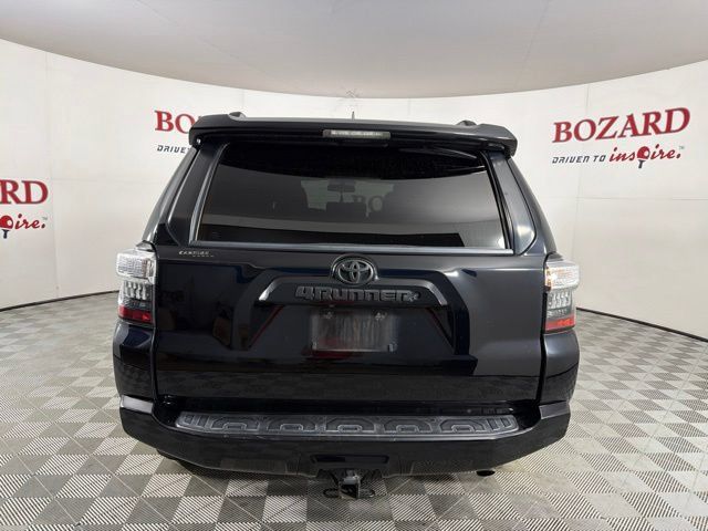 Used 2019 Toyota 4Runner SR5 RWD image 11