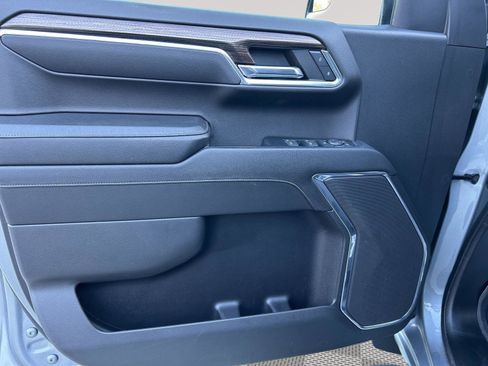 Used 2023 Chevrolet Silverado 1500 RST w/ Z71 Off-Road Package image 10