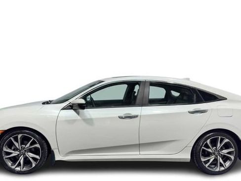 Used 2020 Honda Civic Touring image 1